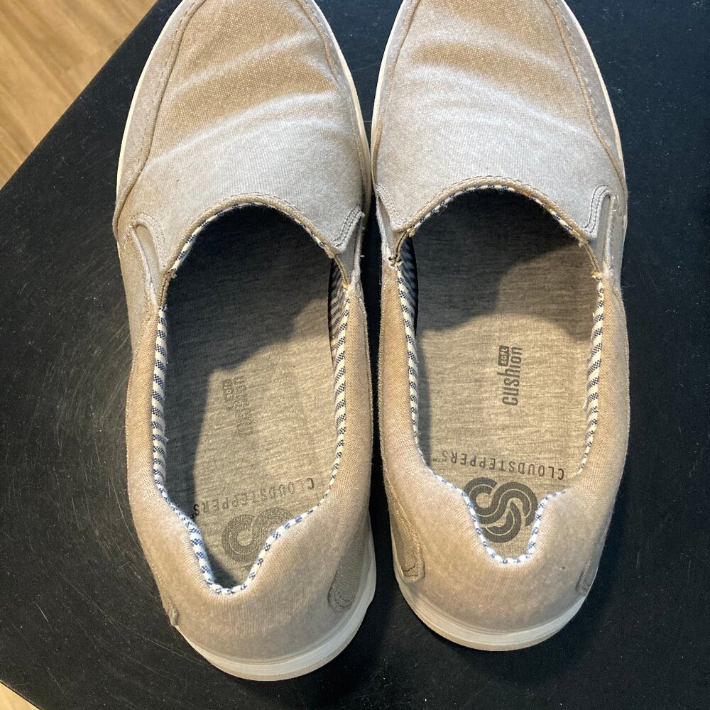 Cloudsteppers by Clarks Casual Mens shoes - Size 10